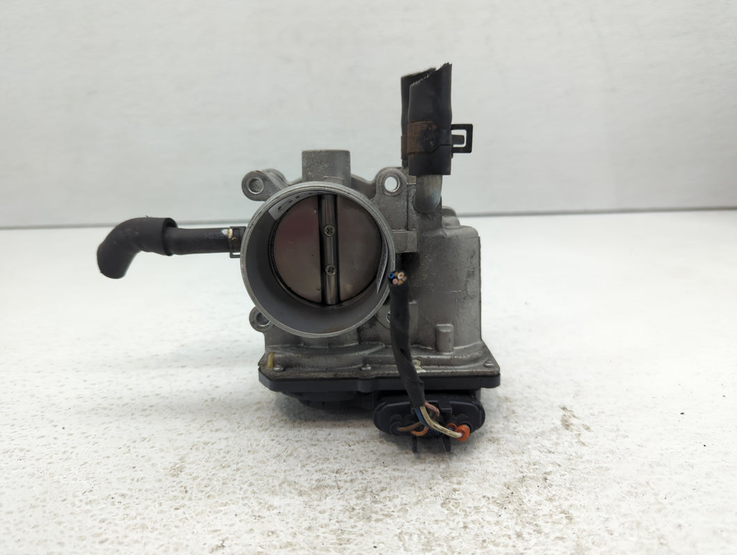 2012-2019 Kia Rio Throttle Body P/N:35100-2B300 Fits 2012 2013 2014 2015 2016 2017 2018 2019 OEM Used Auto Parts