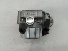 2015-2019 Hyundai Sonata Throttle Body P/N:35100-2G600 Fits 2015 2016 2017 2018 2019 2020 2021 OEM Used Auto Parts