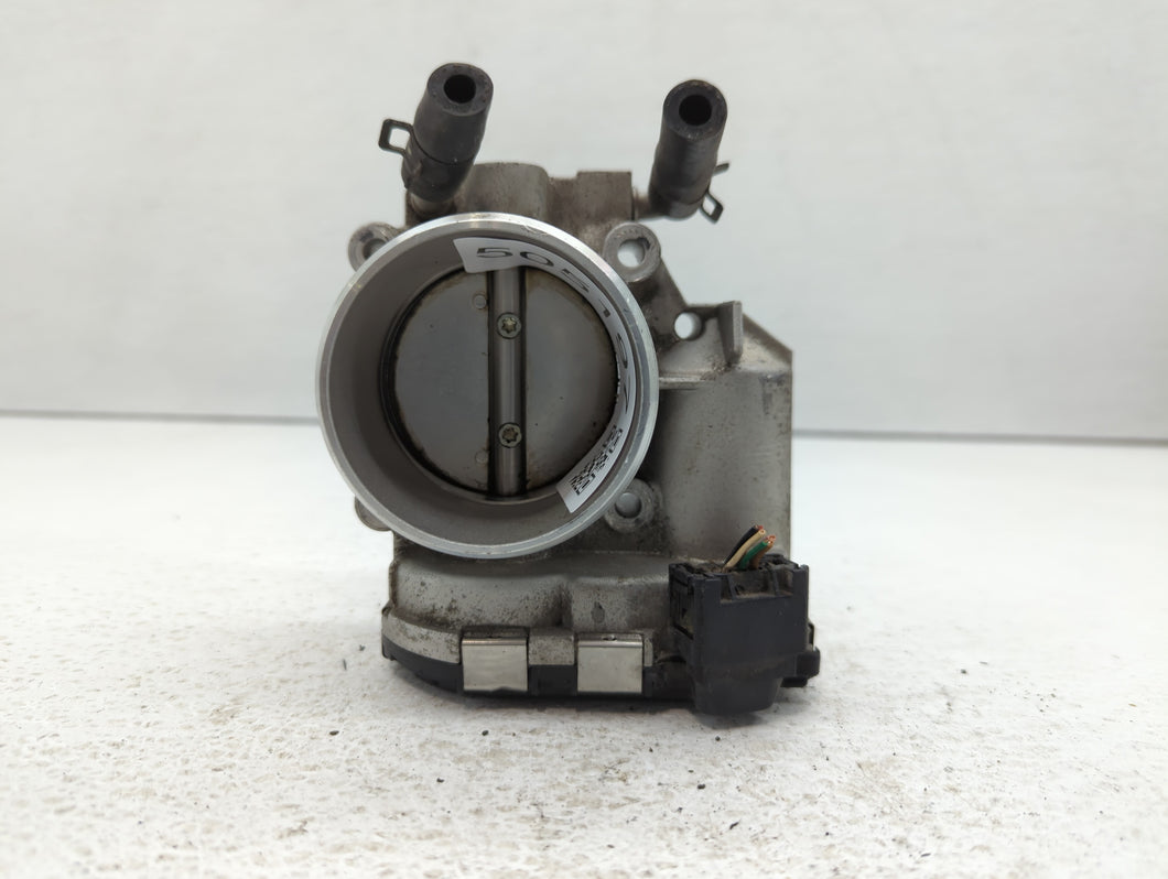 2009-2014 Hyundai Genesis Throttle Body P/N:35100-2C300 Fits 2009 2010 2011 2012 2013 2014 OEM Used Auto Parts