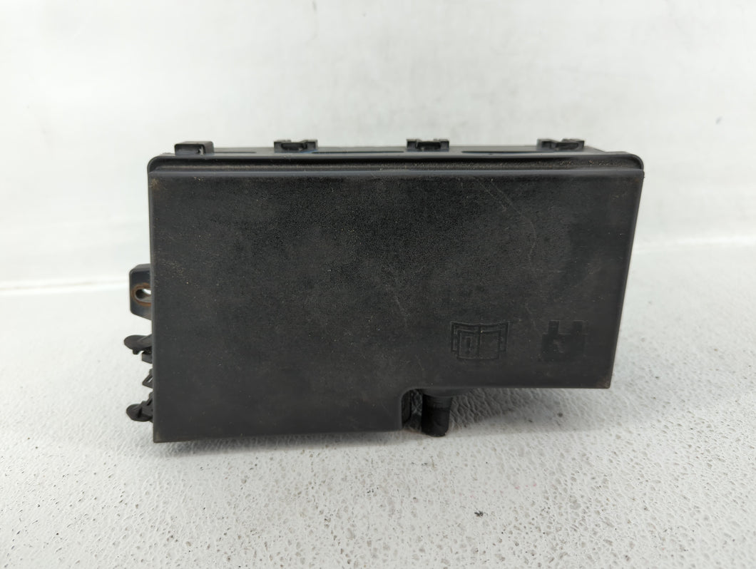 2013-2016 Ford Escape Fusebox Fuse Box Panel Relay Module P/N:AV6T-14A067-AD AV6T-14A067-AC Fits 2013 2014 2015 2016 OEM Used Auto Parts