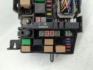 2014-2015 Kia Optima Fusebox Fuse Box Panel Relay Module P/N:914504C510QA Fits 2014 2015 OEM Used Auto Parts