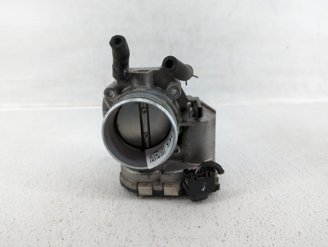 2011-2013 Kia Sportage Throttle Body P/N:35100-25400 Fits 2006 2007 2008 2009 2010 2011 2012 2013 OEM Used Auto Parts