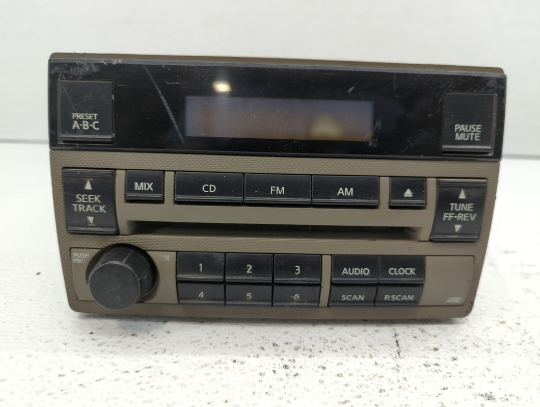 2005-2006 Nissan Altima Radio AM FM Cd Player Receiver Replacement P/N:28185 ZB10C 28185 ZB10B Fits 2005 2006 OEM Used Auto Parts