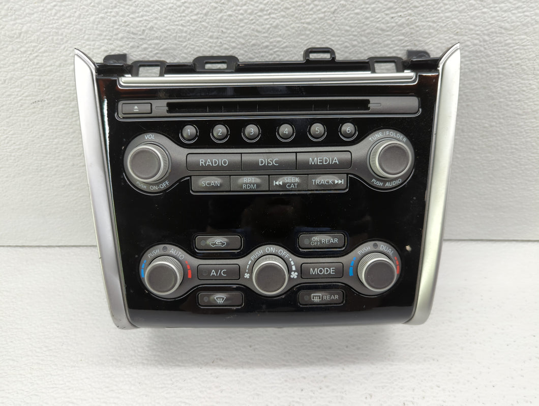 Nissan Pathfinder Radio Control Panel