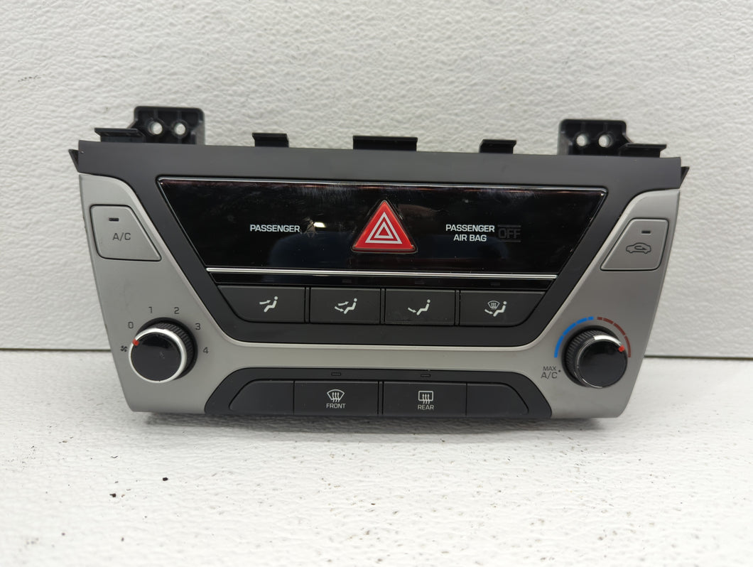 2017-2018 Hyundai Elantra Climate Control Module Temperature AC/Heater Replacement P/N:97250-F20614X Fits 2017 2018 OEM Used Auto Parts