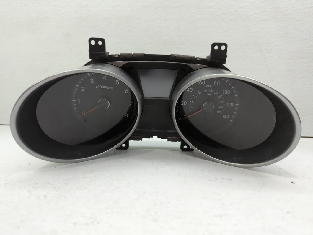 2014-2015 Hyundai Tucson Instrument Cluster Speedometer Gauges P/N:94011-2S080 Fits 2014 2015 OEM Used Auto Parts