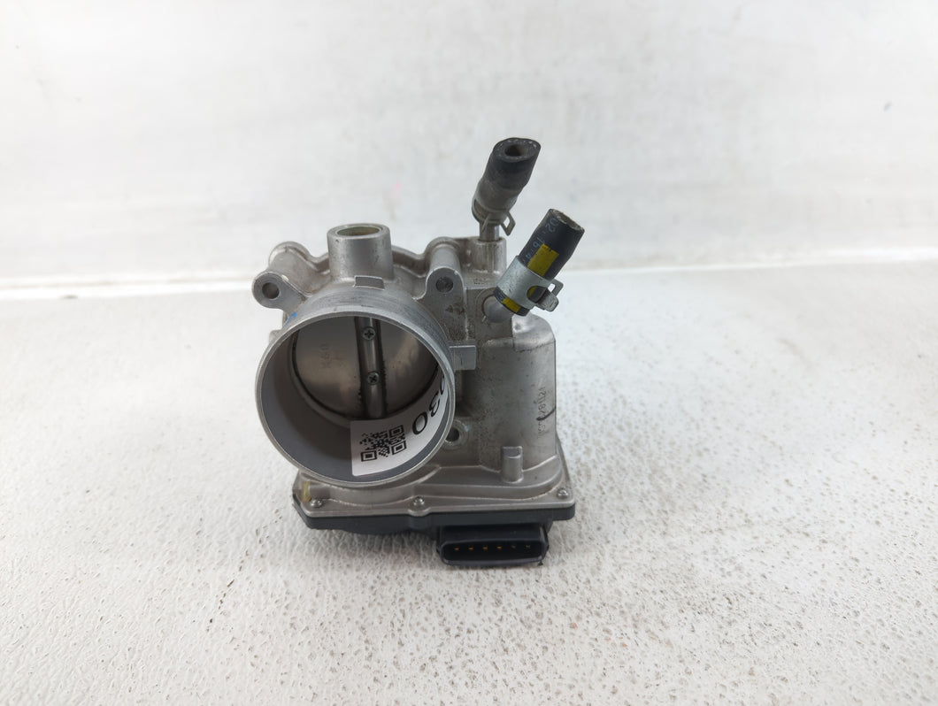 2014-2021 Hyundai Tucson Throttle Body P/N:35100-2E000 Fits 2011 2012 2013 2014 2015 2016 2017 2018 2019 2020 2021 OEM Used Auto Parts