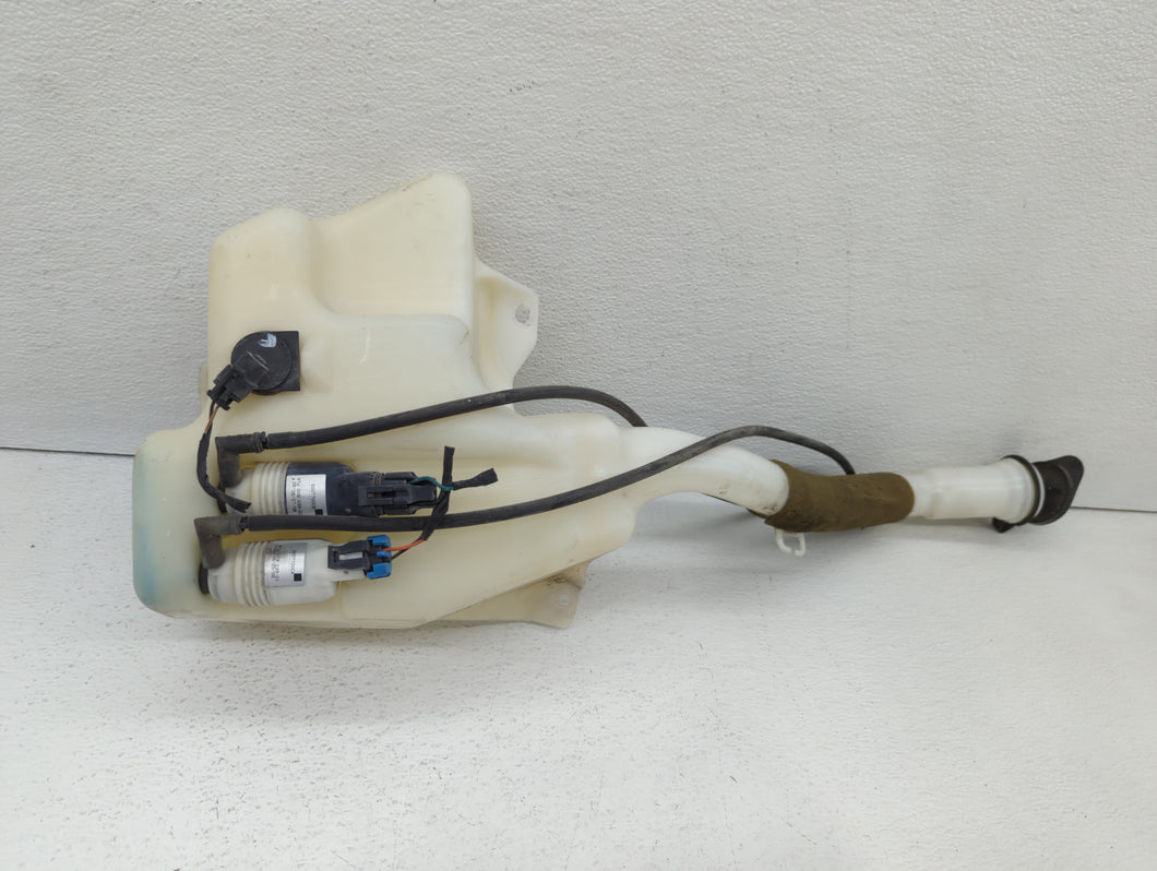 2007-2009 Gmc Acadia Windshield Washer Fluid Reservoir Bottle Oem