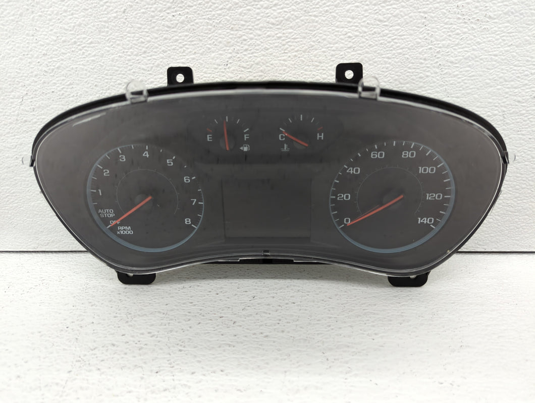 2018 Chevrolet Equinox Instrument Cluster Speedometer Gauges P/N:84424074 84404402 Fits OEM Used Auto Parts