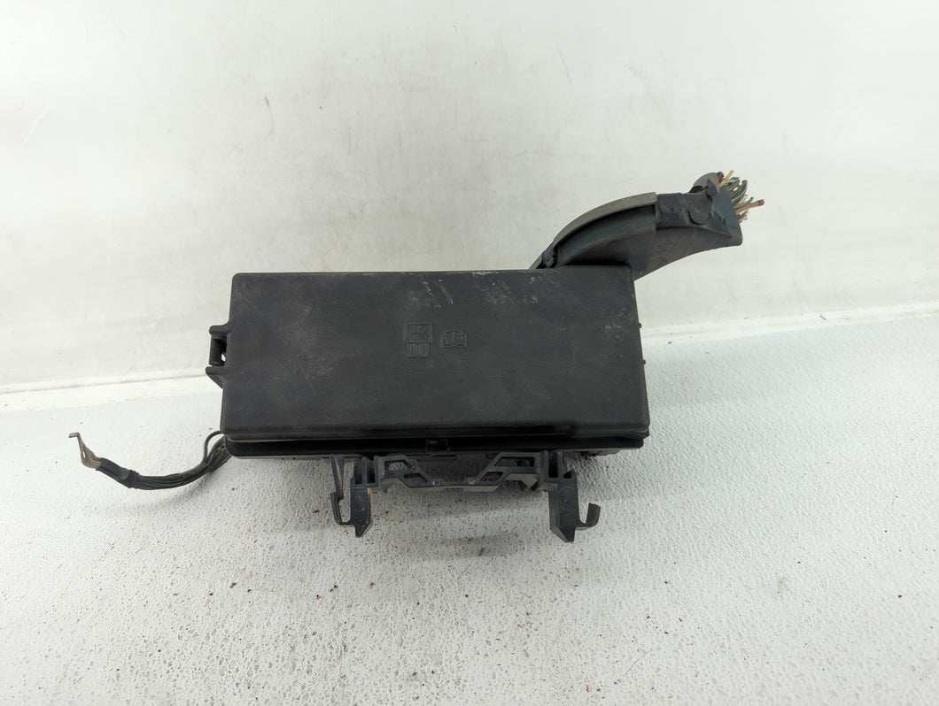 2010-2012 Ford Taurus Fusebox Fuse Box Panel Relay Module P/N:8G1T-14A003-AC Fits 2010 2011 2012 OEM Used Auto Parts