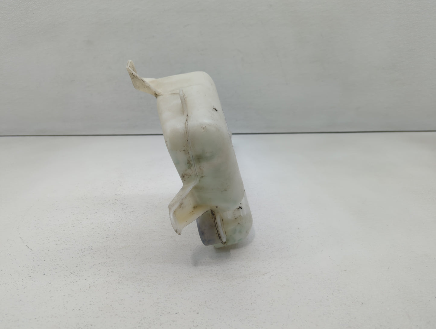 1999-2004 Ford Mustang Windshield Washer Fluid Reservoir Bottle Oem - Oemusedautoparts1.com