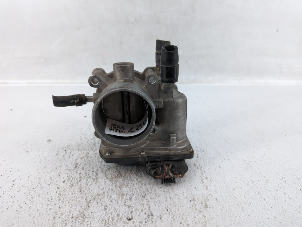 2012-2019 Hyundai Accent Throttle Body P/N:35100-2E000 35100-2B300 Fits 2012 2013 2014 2015 2016 2017 2018 2019 OEM Used Auto Parts