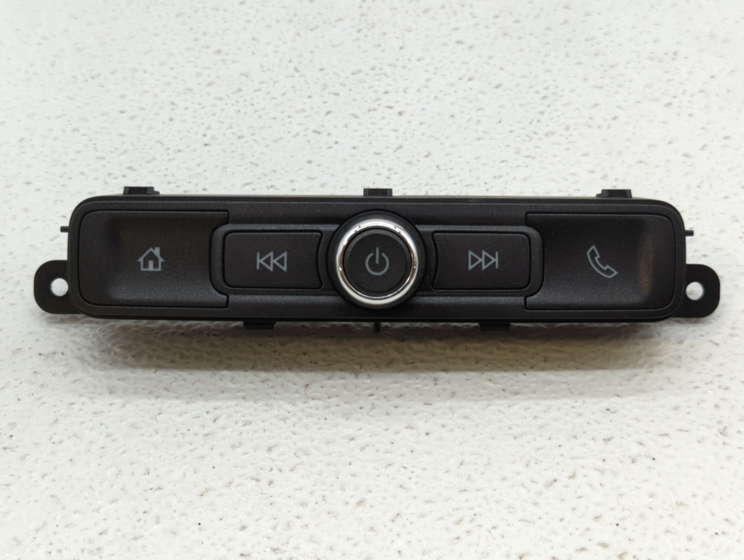 2016-2019 Chevrolet Silverado 1500 Radio AM FM Cd Player Receiver Replacement P/N:42516646 Fits 2016 2017 2018 2019 OEM Used Auto Parts