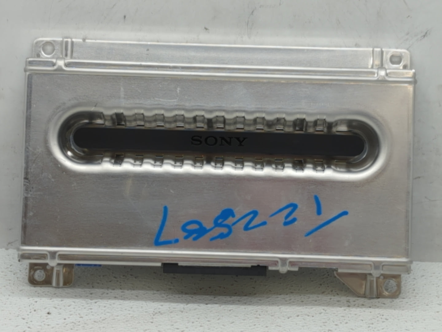 2009-2012 Jaguar Xf Radio AM FM Cd Player Receiver Replacement P/N:HS7T-18B849-AG Fits 2009 2010 2011 2012 OEM Used Auto Parts - Oemusedautoparts1.com