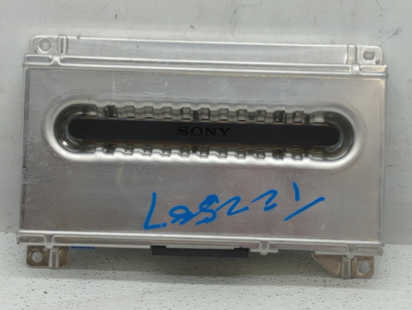 2009-2012 Jaguar Xf Radio AM FM Cd Player Receiver Replacement P/N:HS7T-18B849-AG Fits 2009 2010 2011 2012 OEM Used Auto Parts - Oemusedautoparts1.com