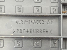 2009-2011 Mercury Grand Marquis Fusebox Fuse Box Panel Relay Module P/N:4L3T-14A003-AA 2C7T-14N003-AA Fits 2009 2010 2011 OEM Used Auto Parts