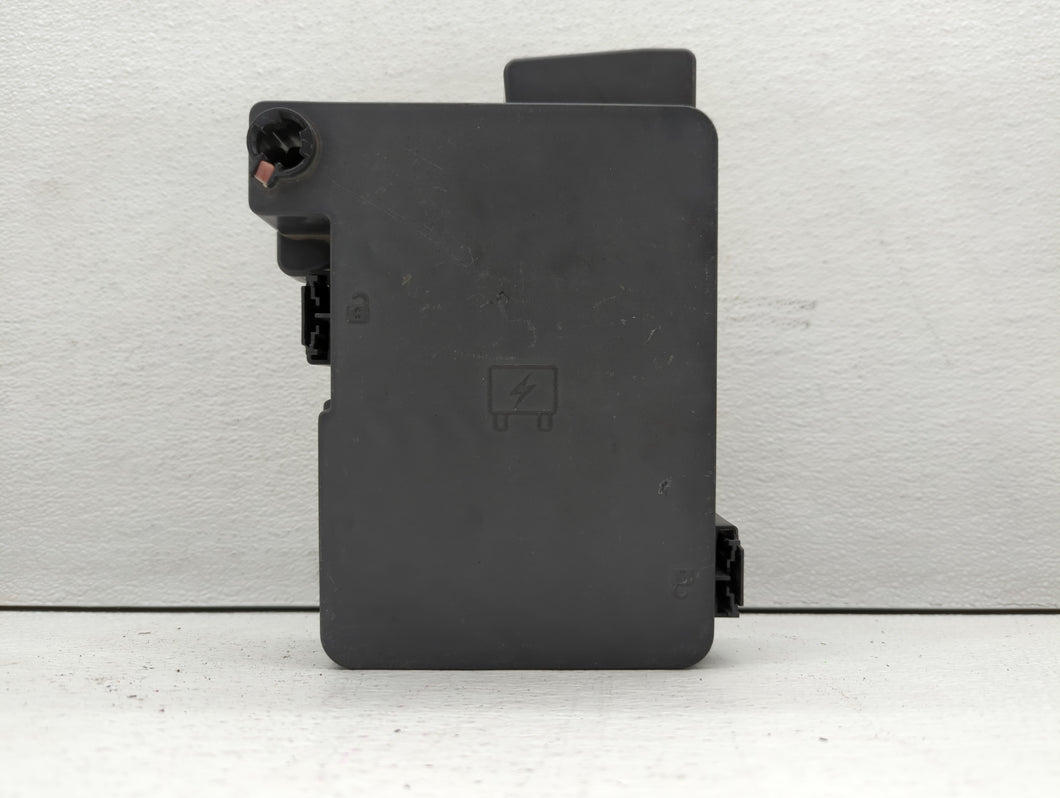 2011 Chevrolet Equinox Fusebox Fuse Box Panel Relay Module P/N:20899629 Fits OEM Used Auto Parts