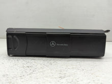 2007-2009 Mercedes-Benz Clk550 Radio AM FM Cd Player Receiver Replacement P/N:A 203 870 33 89 2038703389 Fits OEM Used Auto Parts