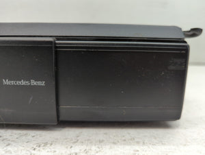 2007-2009 Mercedes-Benz Clk550 Radio AM FM Cd Player Receiver Replacement P/N:A 203 870 33 89 2038703389 Fits OEM Used Auto Parts