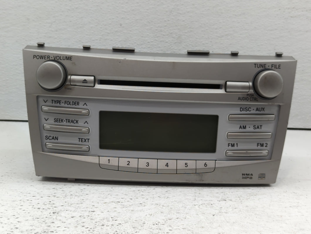 2010-2011 Toyota Camry Radio AM FM Cd Player Receiver Replacement P/N:86120-06480 Fits 2010 2011 OEM Used Auto Parts