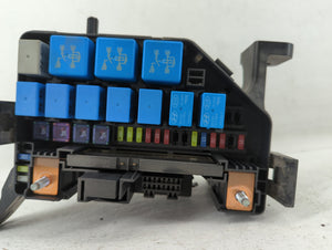 2010-2011 Kia Soul Fusebox Fuse Box Panel Relay Module P/N:91950-2K340 Fits 2010 2011 OEM Used Auto Parts