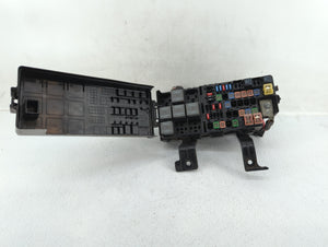 2010-2012 Ford Fusion Fusebox Fuse Box Panel Relay Module P/N:BE5T-14290-E 7E5T-14A003-BA Fits 2010 2011 2012 OEM Used Auto Parts