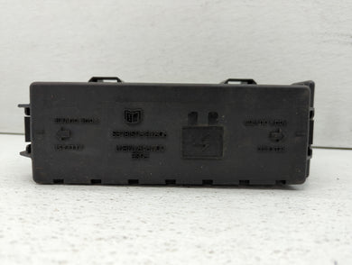 2002-2004 Mercury Sable Fusebox Fuse Box Panel Relay Module P/N:YF1T-14A003-A Fits 2002 2003 2004 OEM Used Auto Parts