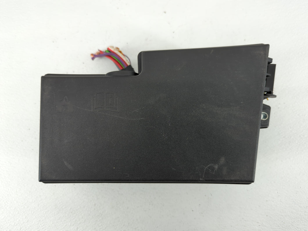 2015-2016 Lincoln Mkc Fusebox Fuse Box Panel Relay Module P/N:AV6T-14A067-AD Fits 2015 2016 OEM Used Auto Parts