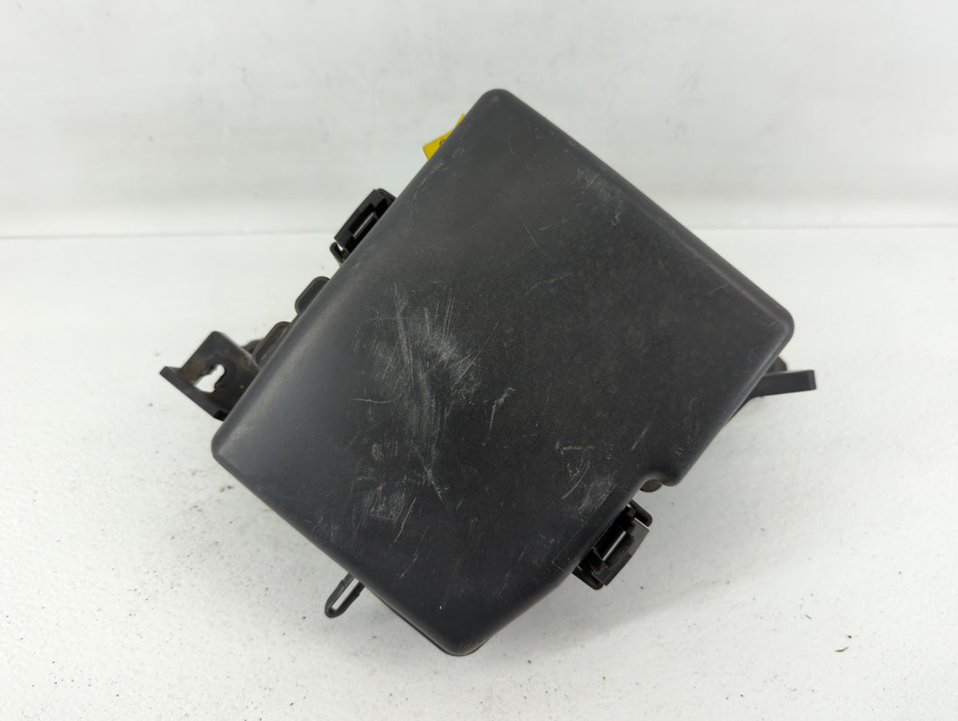 2014-2016 Kia Cadenza Fusebox Fuse Box Panel Relay Module P/N:91950-3S810 91275-3R030 Fits 2014 2015 2016 OEM Used Auto Parts