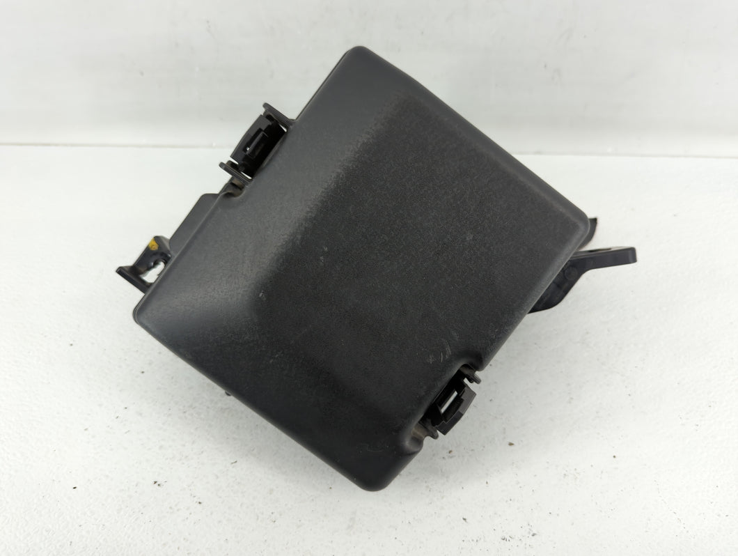 2018-2019 Hyundai Sonata Fusebox Fuse Box Panel Relay Module P/N:91951-C2850 912A0-C2230 Fits 2018 2019 OEM Used Auto Parts