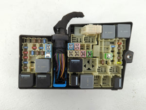 2013-2016 Ford Escape Fusebox Fuse Box Panel Relay Module P/N:AV6T-14A067-AD Fits 2013 2014 2015 2016 OEM Used Auto Parts