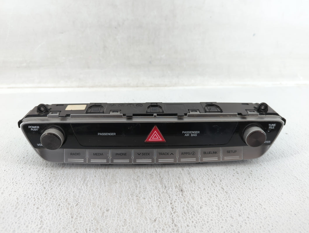 2018-2019 Hyundai Sonata Climate Control Module Temperature AC/Heater Replacement P/N:97250-C2AB0 97250-C2BD0 Fits 2018 2019 OEM Used Auto Parts