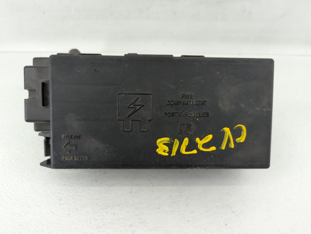 2001-2005 Ford Explorer Fusebox Fuse Box Panel Relay Module P/N:2L5T-14A075-AA Fits 2001 2002 2003 2004 2005 OEM Used Auto Parts