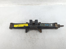 2007 Toyota Matrix Spare Scissor Car Jack