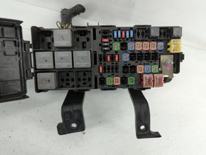 2010-2012 Ford Fusion Fusebox Fuse Box Panel Relay Module P/N:BE5T-14290-E Fits 2010 2011 2012 OEM Used Auto Parts