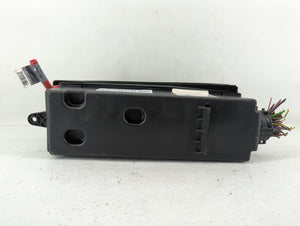 2010-2013 Land Rover Range Rover Sport Fusebox Fuse Box Panel Relay Module P/N:CH32-14290-BB Fits 2010 2011 2012 2013 OEM Used Auto Parts