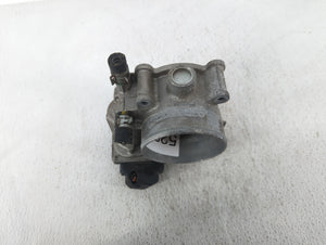 2017-2020 Toyota Sienna Throttle Body P/N:22030-0P060 Fits 2016 2017 2018 2019 2020 2021 2022 OEM Used Auto Parts