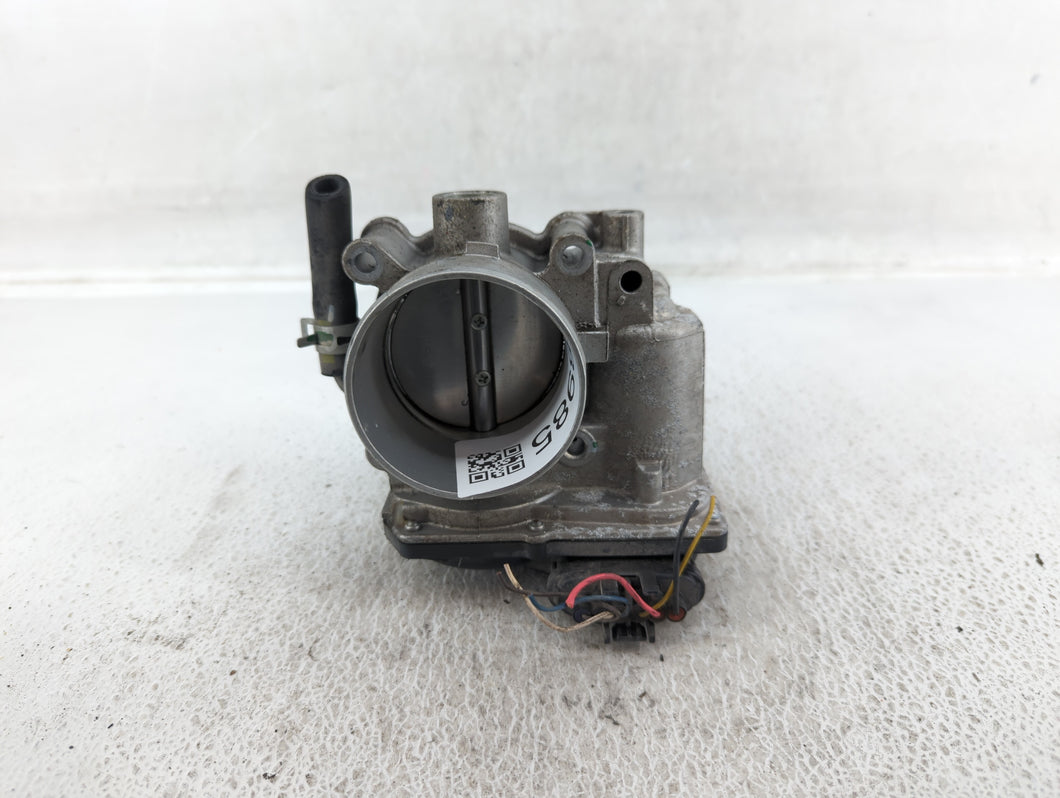 2011-2020 Hyundai Elantra Throttle Body P/N:35100-2E710 35100-2E000 Fits 2011 2012 2013 2014 2015 2016 2017 2018 2019 2020 2021 OEM Used Auto Parts