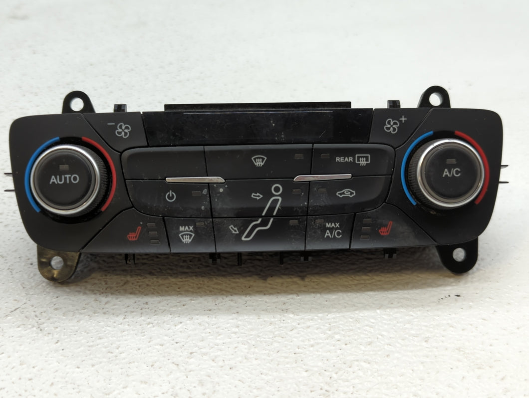 2015-2018 Ford Focus Climate Control Module Temperature AC/Heater Replacement P/N:F1ET-18C612-FH Fits 2015 2016 2017 2018 OEM Used Auto Parts