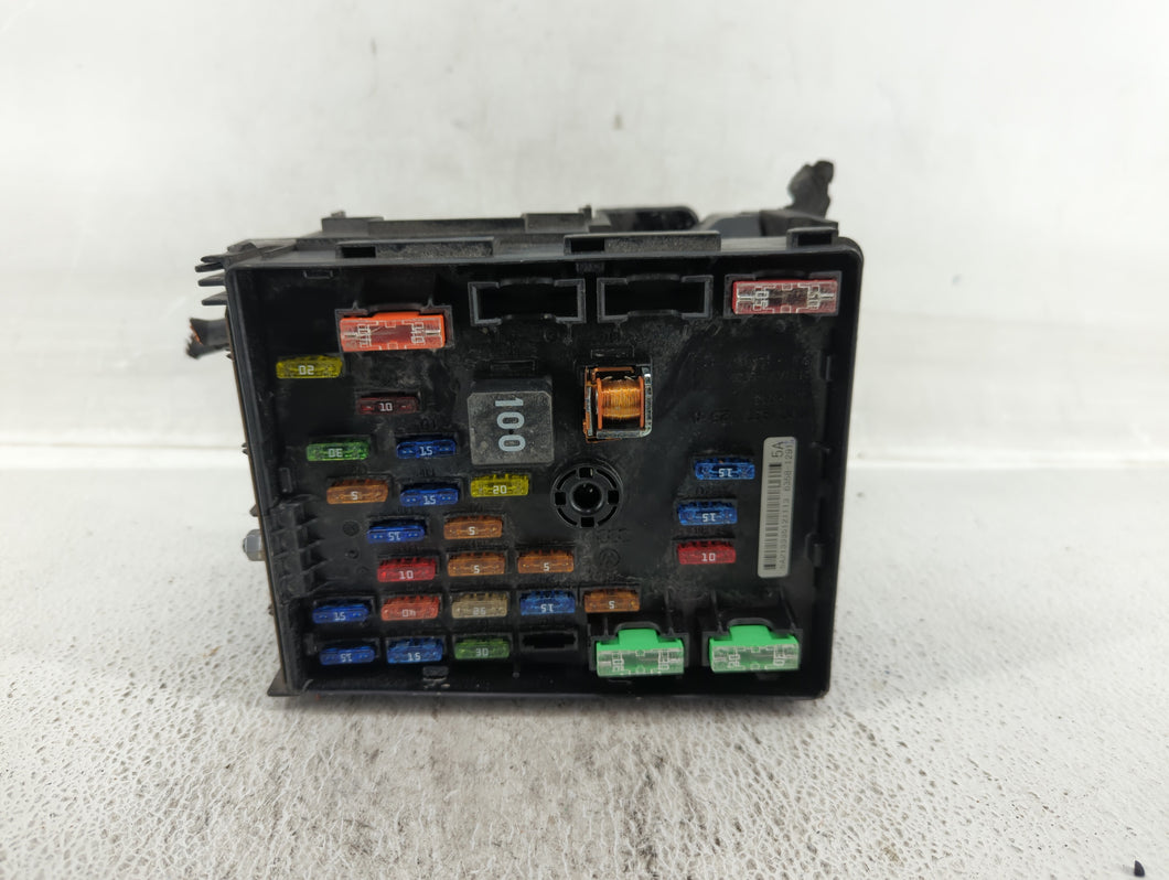 2012-2018 Volkswagen Tiguan Fusebox Fuse Box Panel Relay Module P/N:5N0 937 629 A 3C0 937 125 Fits OEM Used Auto Parts