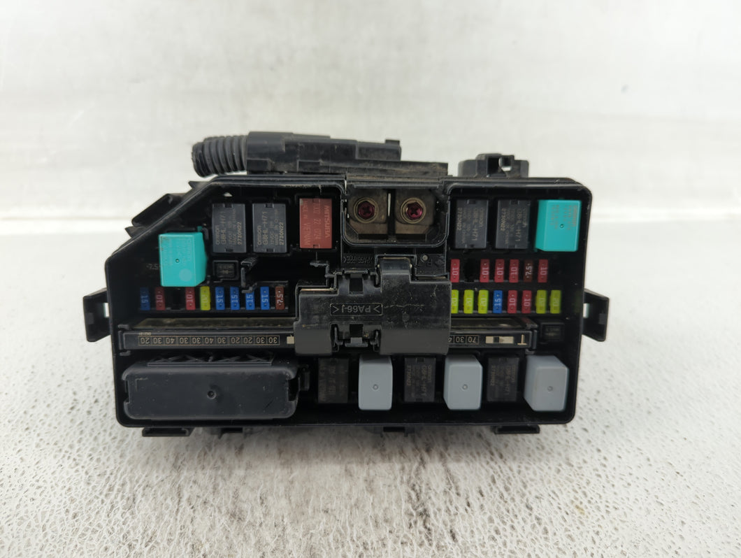 2021-2022 Honda Pilot Fusebox Fuse Box Panel Relay Module P/N:TG7 A010 A0 Fits 2021 2022 OEM Used Auto Parts