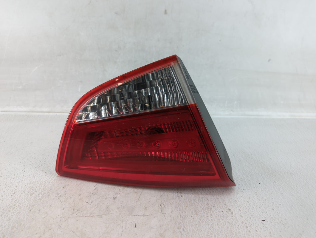 2010-2015 Hyundai Tucson Tail Light Assembly Passenger Right OEM P/N:20111103 Fits 2010 2011 2012 2013 2014 2015 OEM Used Auto Parts