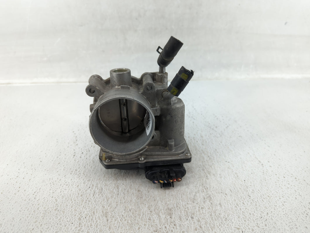 2014-2019 Kia Soul Throttle Body P/N:35100-2E000 35100-2E710 Fits 2011 2012 2013 2014 2015 2016 2017 2018 2019 2020 2021 OEM Used Auto Parts