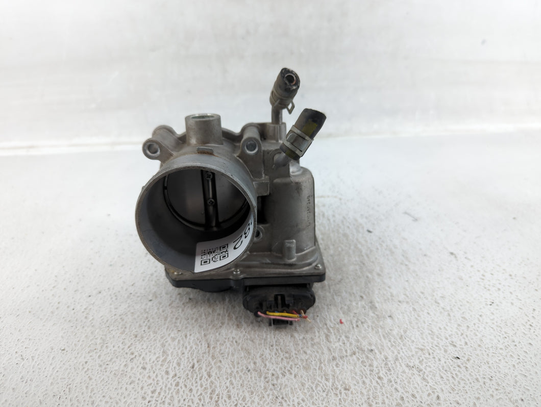 2014-2016 Kia Forte Throttle Body P/N:35100-2E400 Fits 2012 2013 2014 2015 2016 2018 2019 2020 2021 OEM Used Auto Parts