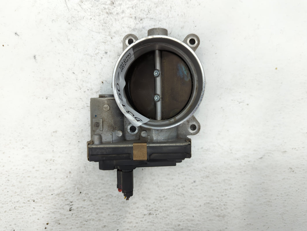 2014-2022 Chevrolet Silverado 1500 Throttle Body P/N:12617792 Fits 2014 2015 2016 2017 2018 2019 2020 2021 2022 OEM Used Auto Parts