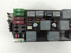 2001-2003 Cadillac Deville Fusebox Fuse Box Panel Relay Module P/N:25722343 Fits 2001 2002 2003 OEM Used Auto Parts