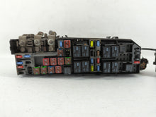 2010 Ford Escape Fusebox Fuse Box Panel Relay Module P/N:8L8T-14A003-AE 9L8T-14A003-BB Fits OEM Used Auto Parts