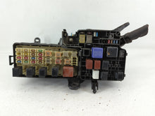 2002-2004 Toyota Camry Fusebox Fuse Box Panel Relay Module P/N:82730-06130 7154-8036 Fits 2002 2003 2004 OEM Used Auto Parts