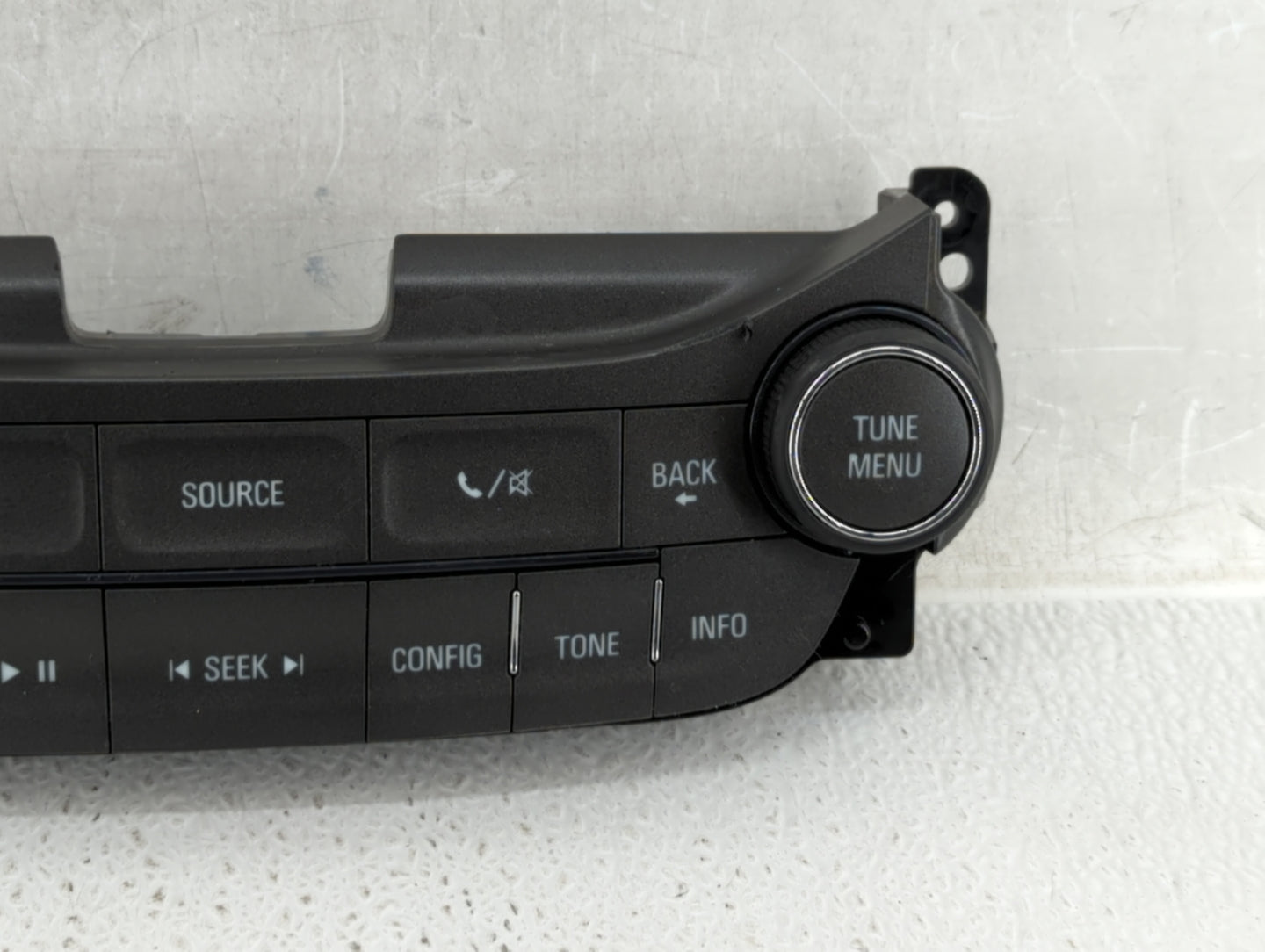 2013-2013 Chevrolet Malibu Radio Control Panel - Oemusedautoparts1.com