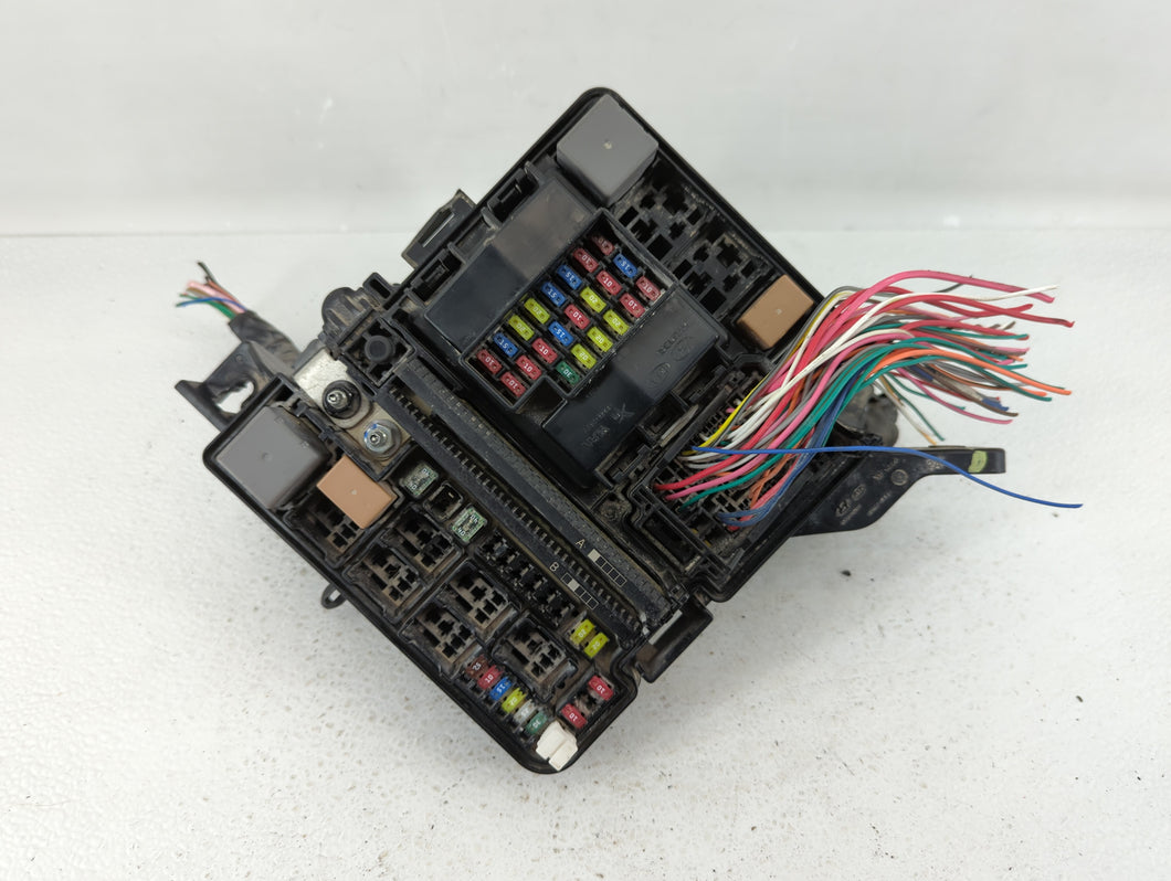 2015 Hyundai Sonata Fusebox Fuse Box Panel Relay Module P/N:91850C2010 91950-C1820 Fits OEM Used Auto Parts